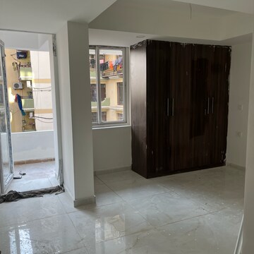 2.5 BHK Apartment For Sale in Vip Road