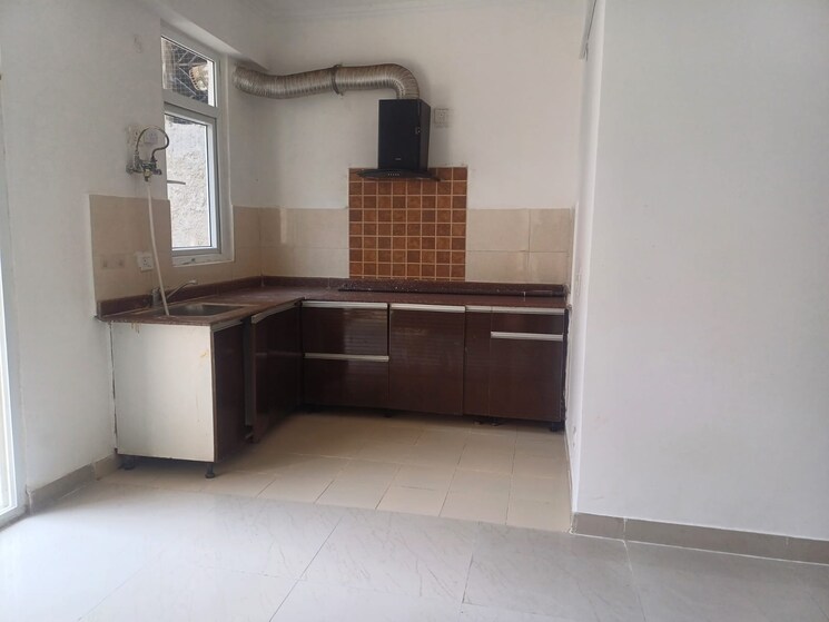 Kitchen, 3c-lotus-300 4 Bedroom 5700 Sq.Ft. Apartment In Sector 107 Noida 7898038