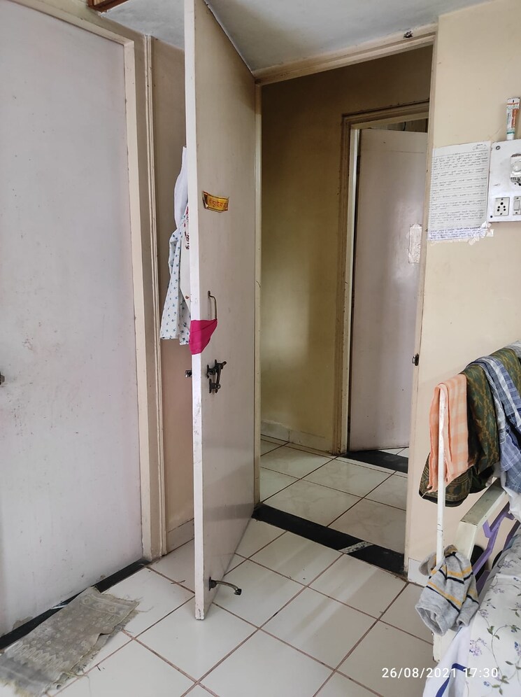 Bathroom, dsk-varun-pawan-chs-ltd 3 Bedroom 1300 Sq.Ft. Apartment In Sinhagad Road Pune 7898048