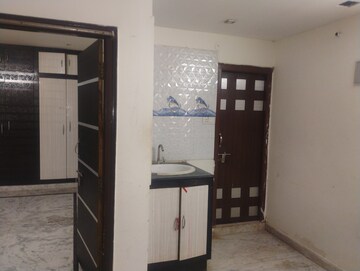 Room in 2 BHK Apartment at Manikonda – for Rent
