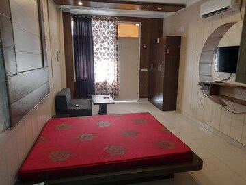 Bedroom in 2 BHK Apartment at Mona Greens, Ghazipur – for Rent