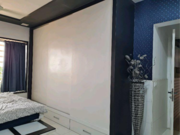 Room in 3 BHK Apartment at Soham Tropical Lagoon, Kasarvadavali – for Sale