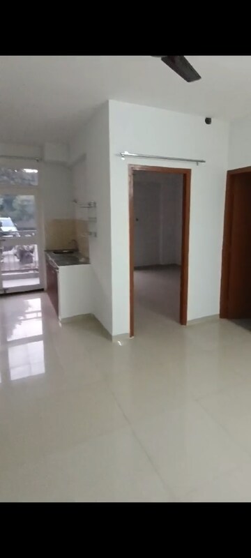 Room in 2 BHK Apartment at Adani Aangan, Sector 89a – for Rent