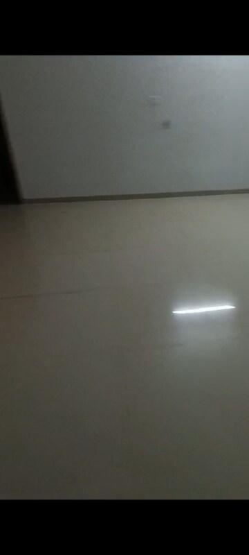 Room in 2 BHK Apartment at Adani Aangan, Sector 89a – for Rent