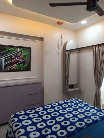 Room in 2 BHK Apartment at Saket Towers Chs Ltd, Saket Complex – for Sale