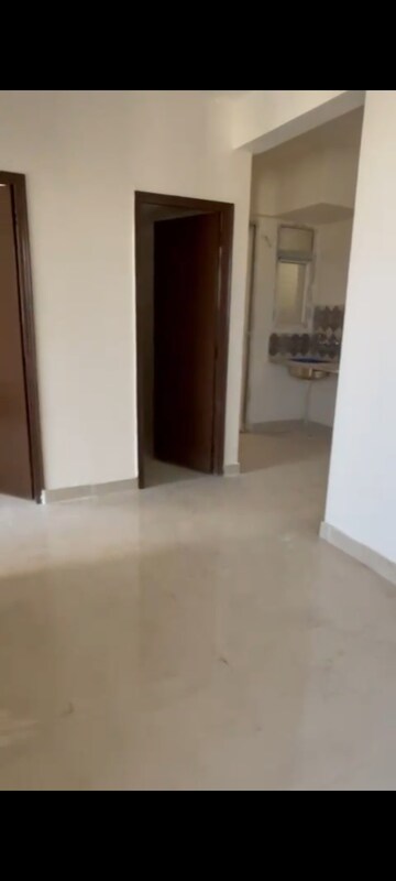 Room in 2 BHK Apartment at Signature Global Proxima Phase 2, Sector 89 – for Rent