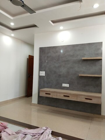 Furnished Amenities in 3 BHK Builder Floor at Ansal Plaza Gurgaon, Palam Vihar – for Rent