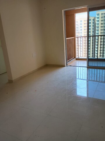 Room in 1 BHK Apartment at Godrej Green Cove, Mahalunge – for Rent