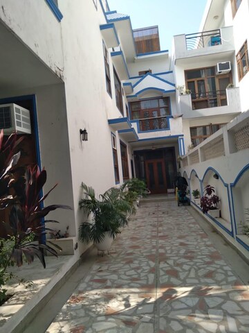 3.5 BHK Villa – Exterior View View at DLF City Phase IV, Dlf Phase iv - for Rent