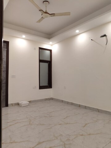 Room in 3 BHK Builder Floor at Chattarpur – for Sale