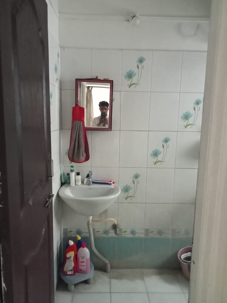 Bathroom, mantri-aangan 1 Bedroom 500 Sq.Ft. Apartment In Koregaon Park Pune 7898679