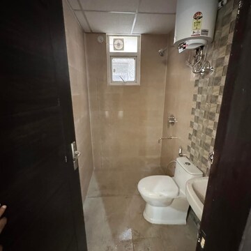Bathroom in 2 BHK Apartment at Signature Global City, Sector 37d – for Sale