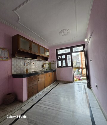 Kitchen in 3 BHK Builder Floor at JVTS Gardens, Chattarpur – for Rent