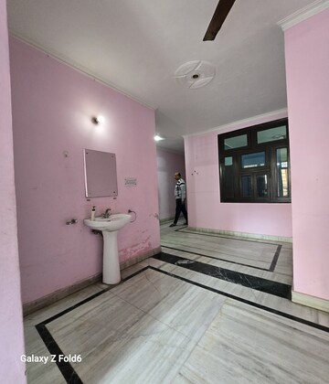 Master Bedroom in 3 BHK Builder Floor at JVTS Gardens, Chattarpur – for Rent