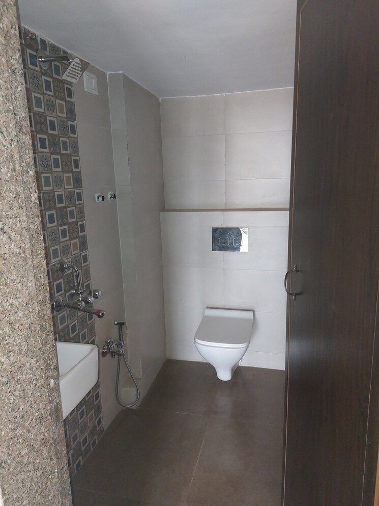 Bathroom, dev-entilla 1 Bedroom 670 Sq.Ft. Apartment In Badlapur East Thane 7898819