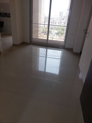 Room in 1 BHK Apartment at Dev Entilla, Badlapur East – for Sale