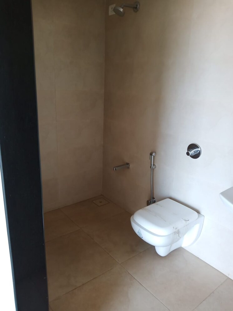 Bathroom, runwal-gardens-phase-3 1 Bedroom 446 Sq.Ft. Apartment In Dombivli East Thane 7898877