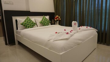 Bedroom in 2 BHK Apartment at Pardis Little Malabar Hill, Chembur – for Sale