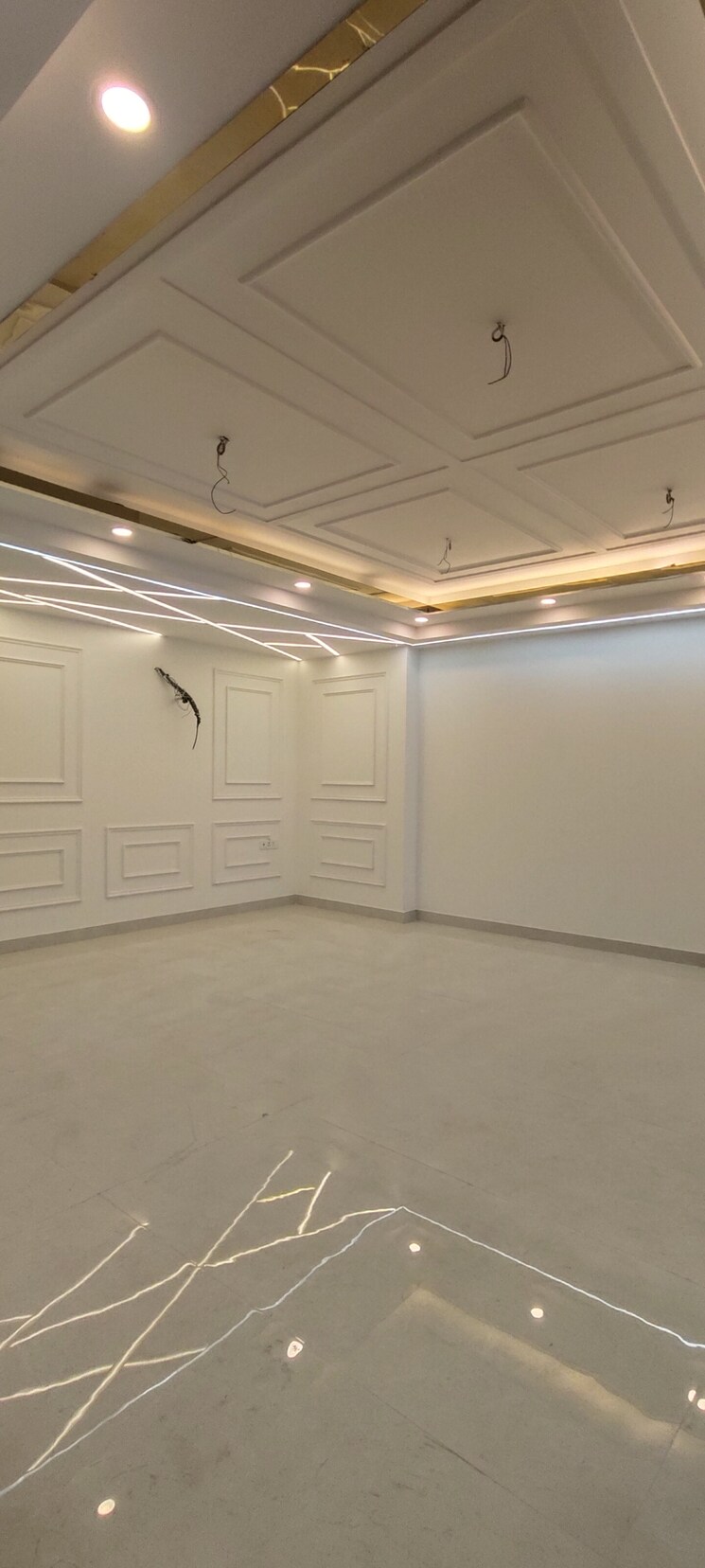 Room, chattarpur 4 Bedroom 2200 Sq.Ft. Builder Floor In Chattarpur Delhi 7898891