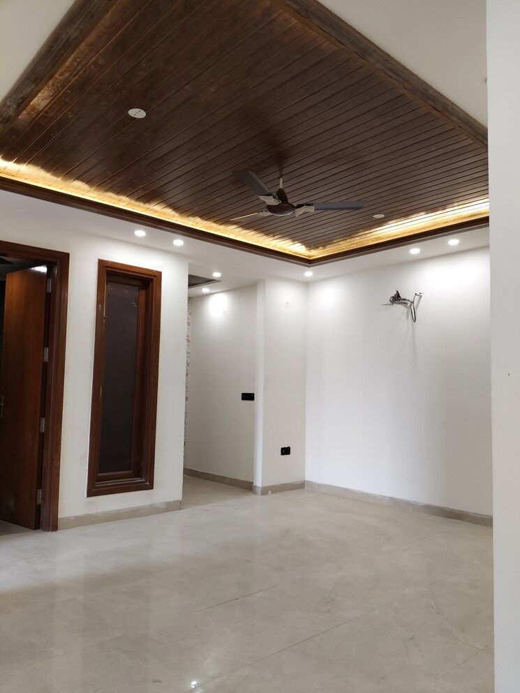 Room, chattarpur 4 Bedroom 2200 Sq.Ft. Builder Floor In Chattarpur Delhi 7898891