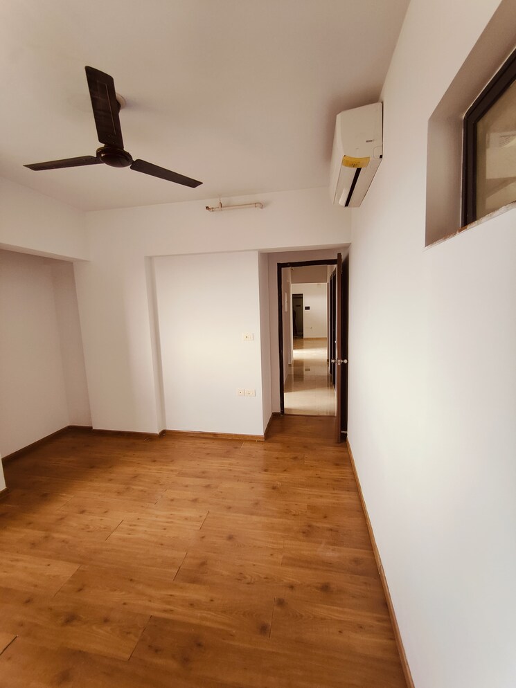 Room, lodha-palava-city 1.5 Bedroom 680 Sq.Ft. Apartment In Dombivli East Thane 7898930