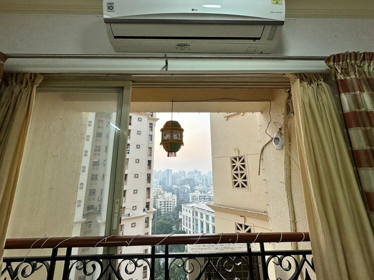 Balcony, hiranandani-gardens-glen-classic 3 Bedroom 1400 Sq.Ft. Apartment In Powai Mumbai 7898940