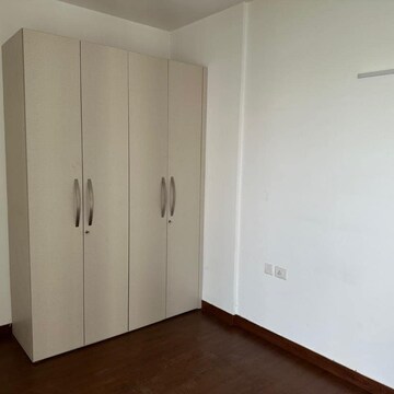 Room in 3 BHK Apartment at Godrej Meridien, Mohammad Heri Village – for Rent