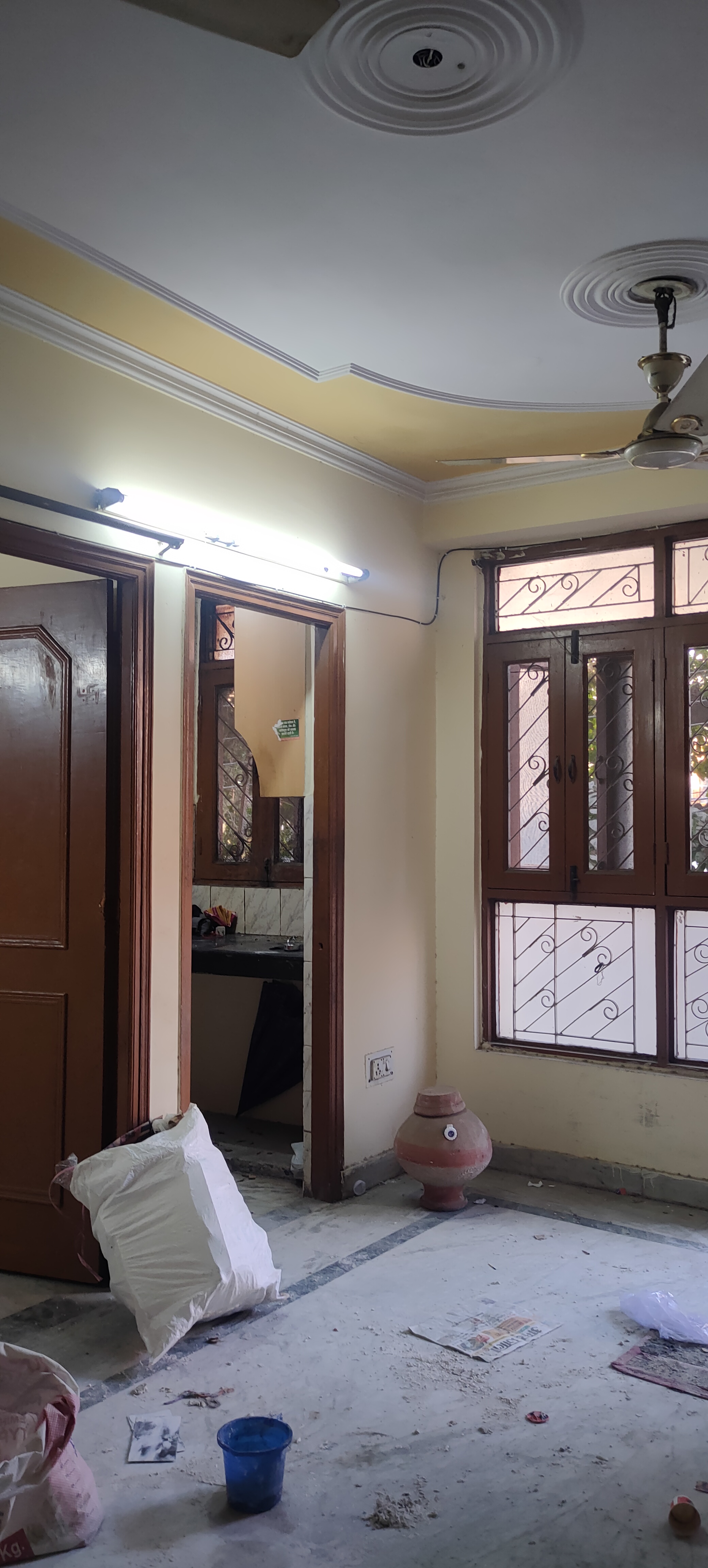 2 BHK Builder Floor For Sale in Shri Ram Plaza Vaishali