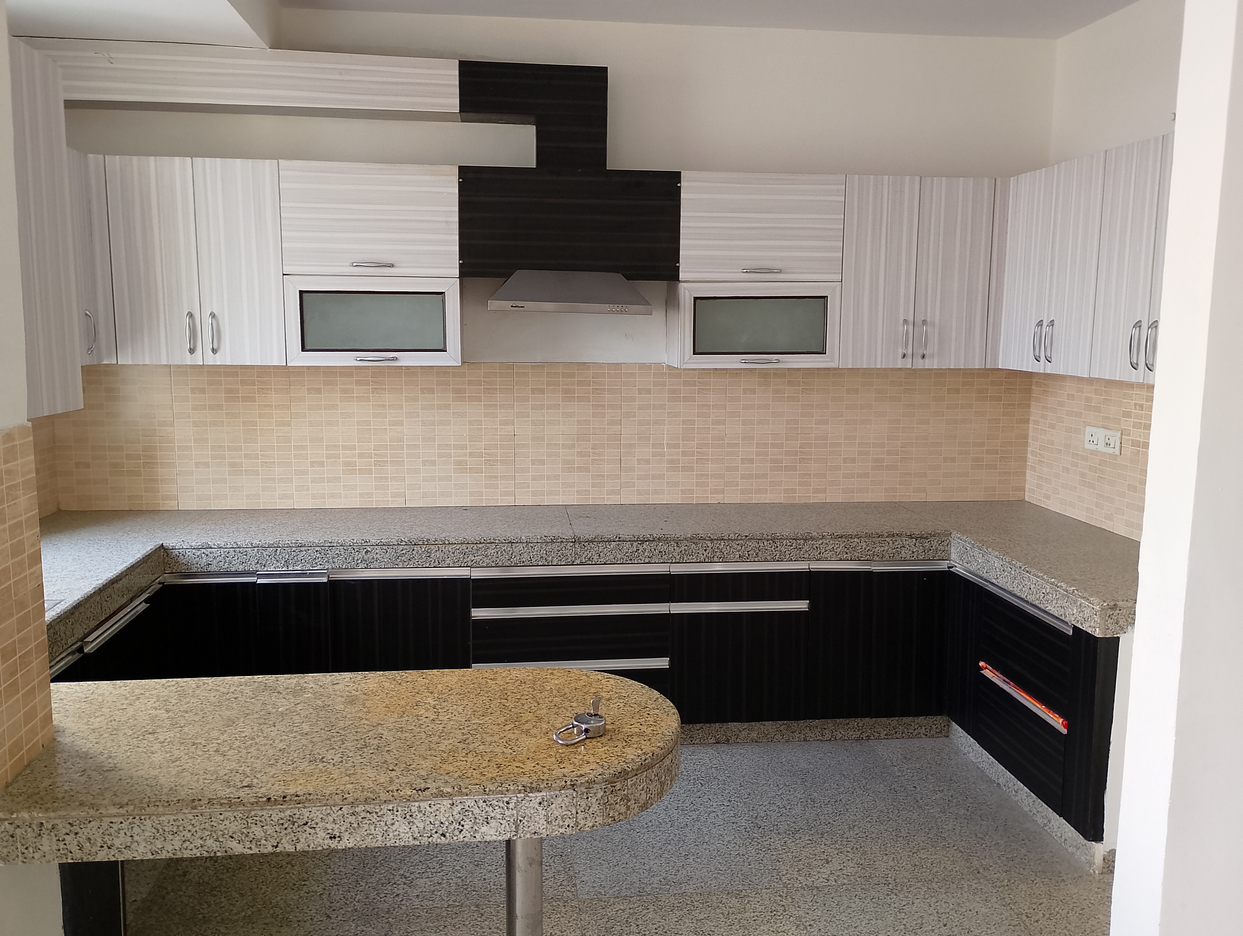 2 BHK 1385 Sq.Ft. Apartment in Paras Dews