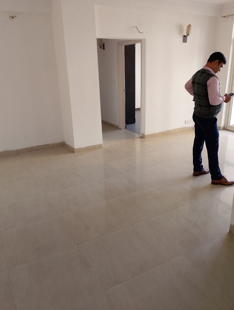 Room, paras-dews 2 Bedroom 1385 Sq.Ft. Apartment In Sector 106 Gurgaon 7899051