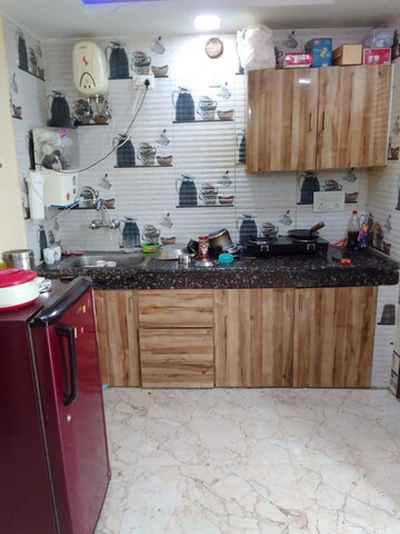 Kitchen in 1 BHK Builder Floor at Sector 40 – for Rent