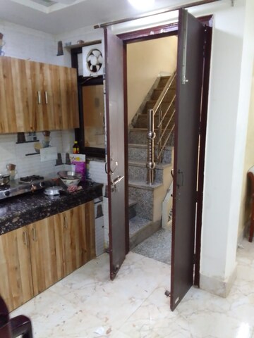Kitchen in 1 BHK Builder Floor at Sector 40 – for Rent