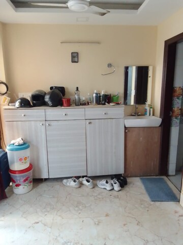 Master Bedroom in 1 BHK Builder Floor at Sector 40 – for Rent