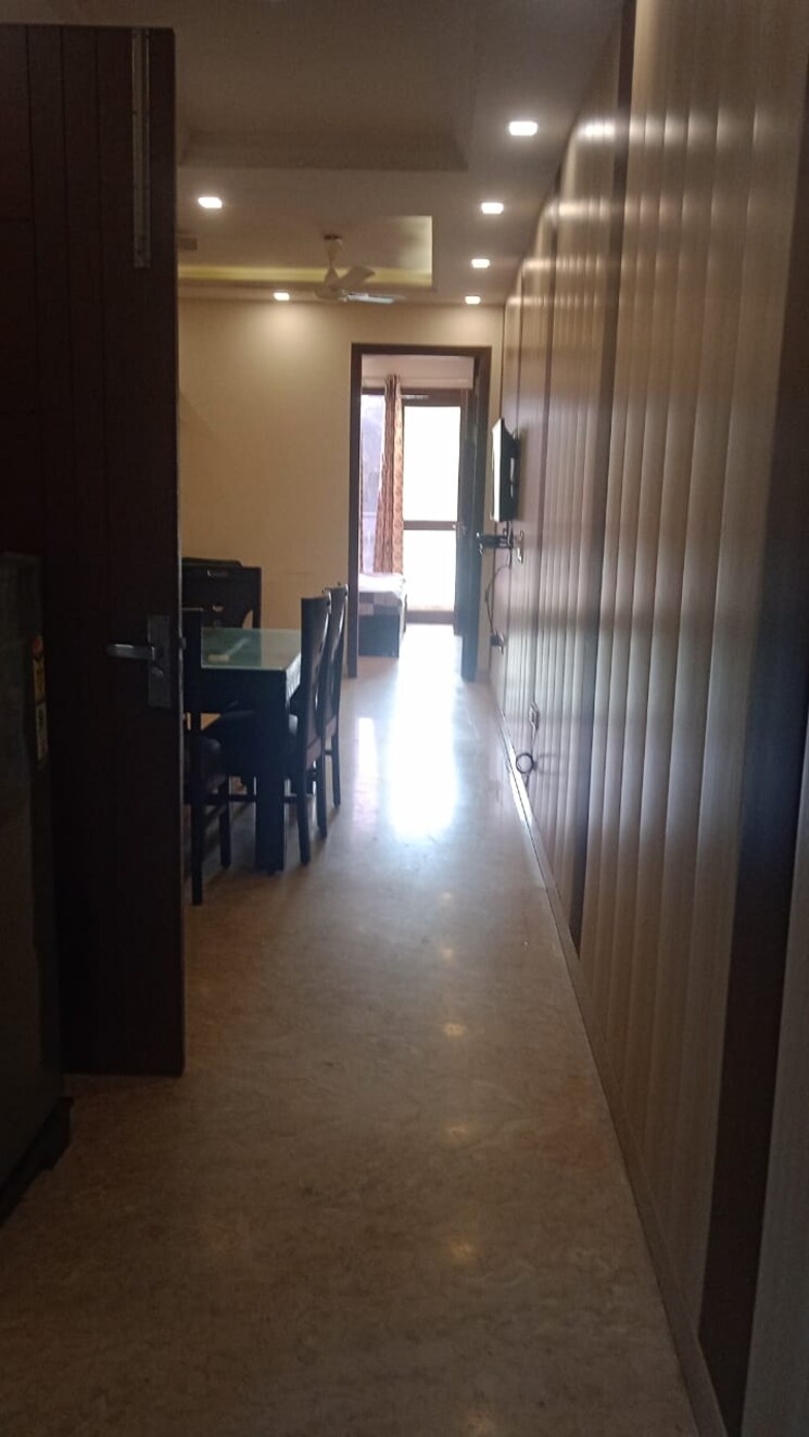 Room, lajpat nagar 2 Bedroom 1000 Sq.Ft. Builder Floor In Lajpat Nagar Delhi 7899108