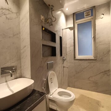Attached Bathroom in 4 BHK Builder Floor at BPTP Amstoria Country Floor, Sector 102 – for Sale