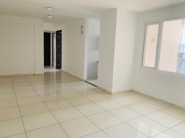 Room in 3 BHK Apartment at Motiaz Royal Citi, Ambala Highway – for Rent