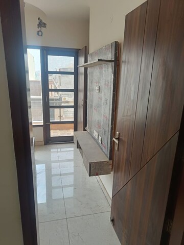Room in 3 BHK Apartment at Motiaz Royal Citi, Ambala Highway – for Rent