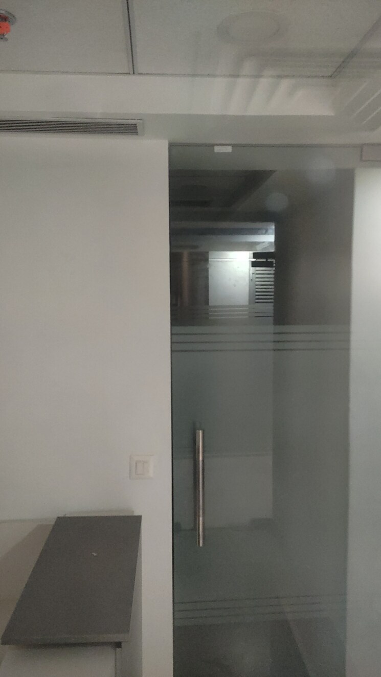 Floor Plan, alphathum Commercial Office Space 850 Sq.Ft. In Sector 90 Noida 7899262