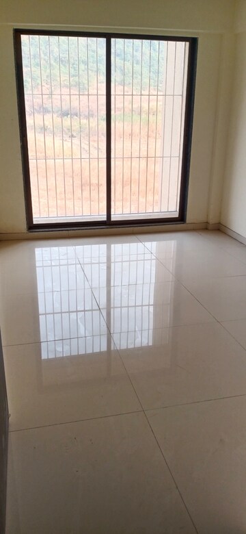 Room in 1 BHK Apartment at Sector 7 Pushpak Nagar – for Sale