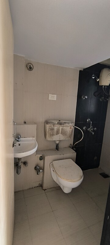 Bathroom in 2 BHK Apartment at sri krishna dharshan, Mira Road – for Rent