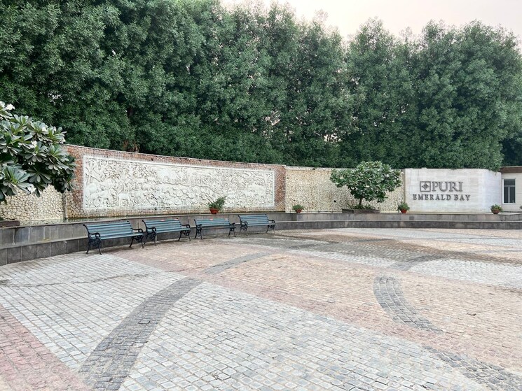 Exterior View, puri-emerald-bay 3.5 Bedroom 2450 Sq.Ft. Apartment In Sector 104 Gurgaon 7899329