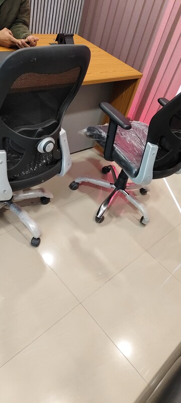 Team Area in  Office Space at Spectrum@Metro, Sector 75 – for Rent