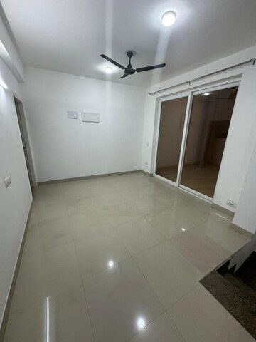 Room in 3 BHK Apartment at Emaar Gurgaon Greens, Sector 102 – for Rent