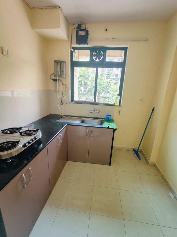 Master Bedroom, hiranandani-estate-brentford 1 Bedroom 450 Sq.Ft. Apartment In Ghodbunder Road Thane 7899385