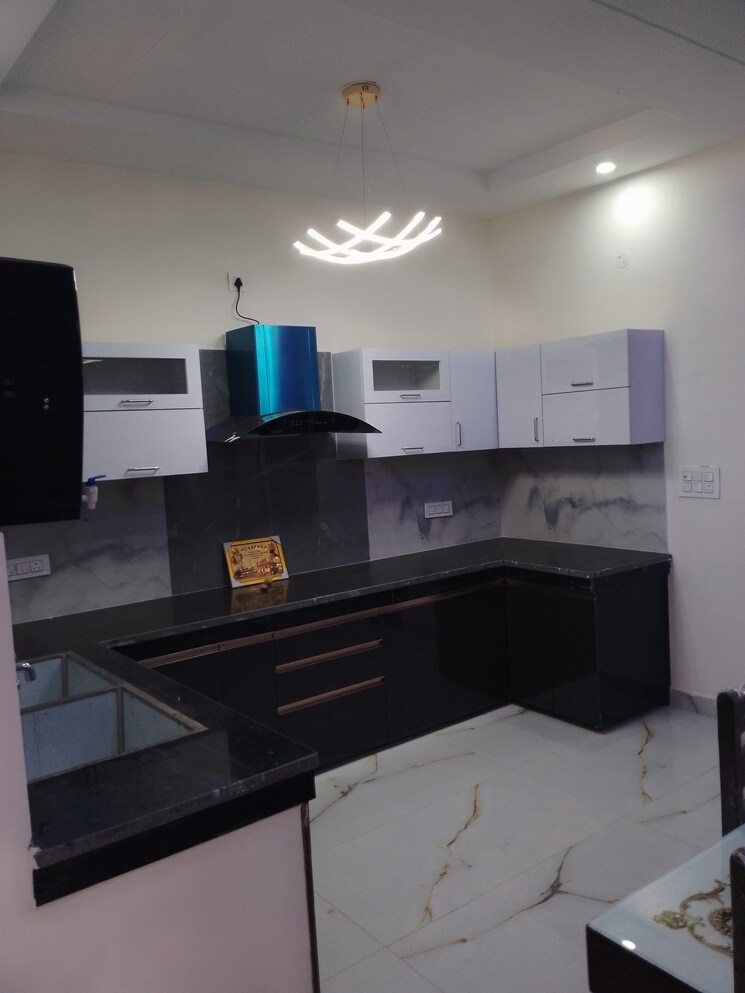 Kitchen, kharar 3 Bedroom 150 Sq.Yd. Apartment In Kharar Mohali 7899427