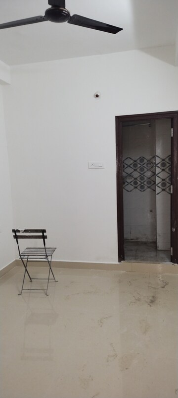Room in 1 BHK Independent House at Madhapur – for Rent