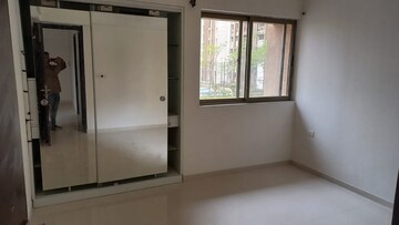 Room in 1 BHK Apartment at Lodha Splendora, Ghodbunder Road – for Rent