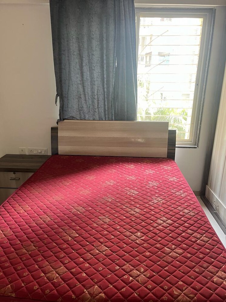 Bedroom, sahil-apartment-anudh 2 Bedroom 1000 Sq.Ft. Apartment In Aundh Pune 7899453