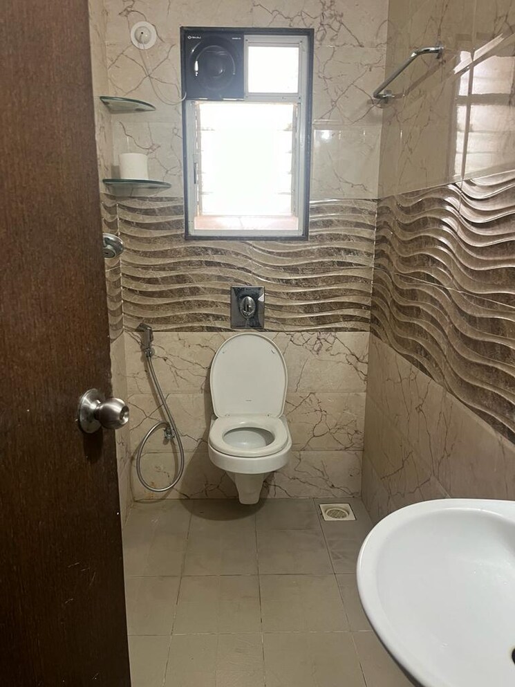 Bathroom, sahil-apartment-anudh 2 Bedroom 1000 Sq.Ft. Apartment In Aundh Pune 7899453