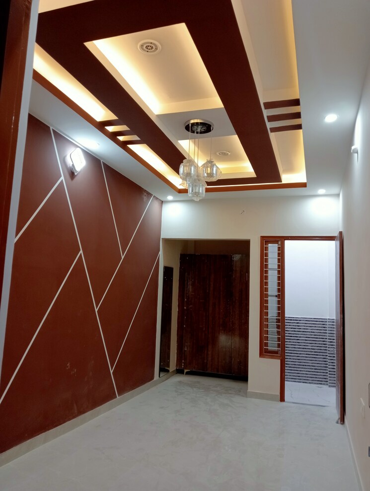 Master Bedroom, gomti nagar 3 Bedroom 1600 Sq.Ft. Villa In Gomti Nagar Lucknow 7899460